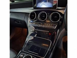 Mercedes-Benz C-Class C180 auto - Image 10