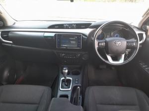 Toyota Hilux 2.8GD-6 double cab Raider auto - Image 6