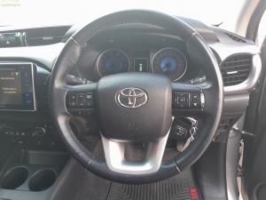 Toyota Hilux 2.8GD-6 double cab Raider auto - Image 8