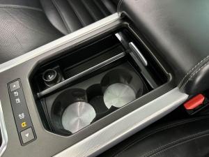 Land Rover Evoque 2.0 Si4 HSE Dynamic - Image 9