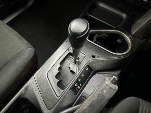 Toyota RAV4 2.0 GX automatic - Image 7