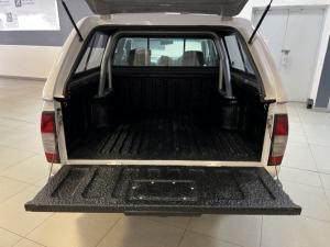 Nissan NP300 Hardbody 2.5TDi double cab Hi-rider - Image 10