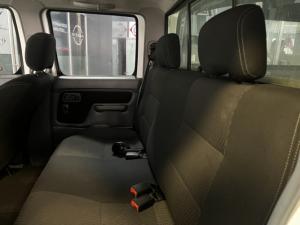 Nissan NP300 Hardbody 2.5TDi double cab Hi-rider - Image 9