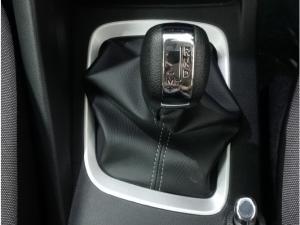 Nissan Magnite 1.0 Visia auto - Image 9