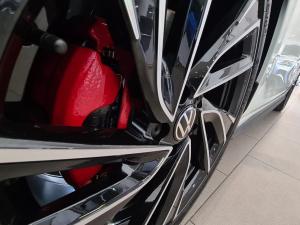Volkswagen Golf GTI - Image 10