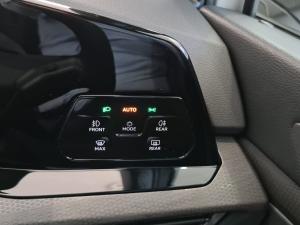 Volkswagen Golf GTI - Image 17