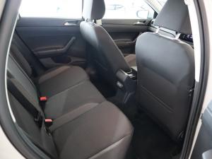 Volkswagen Polo hatch 1.0TSI Life auto - Image 10