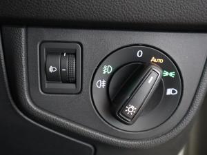 Volkswagen Polo hatch 1.0TSI Life auto - Image 21