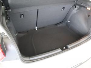 Volkswagen Polo hatch 1.0TSI Life auto - Image 23