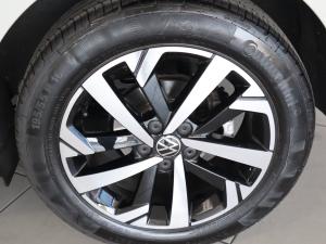 Volkswagen Polo hatch 1.0TSI Life auto - Image 26