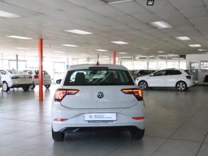 Volkswagen Polo hatch 1.0TSI Life auto - Image 5