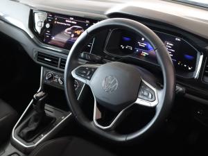 Volkswagen Polo hatch 1.0TSI Life auto - Image 9