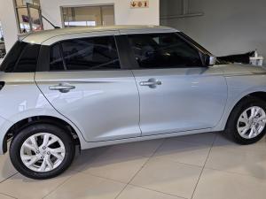Suzuki Swift 1.2 GL+ manual - Image 8