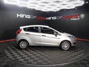 Ford Fiesta 5-door 1.4 Ambiente (aircon+audio) - Image 3