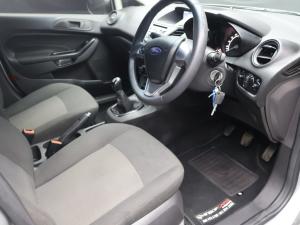 Ford Fiesta 5-door 1.4 Ambiente (aircon+audio) - Image 9
