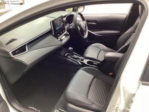 Toyota Corolla 1.8 Hybrid XS - Image 9