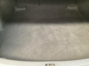 Toyota Corolla 1.8 Hybrid XS - Image 20