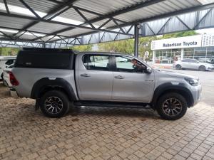 Toyota Hilux 2.8GD-6 double cab Raider auto - Image 4