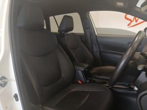 Toyota Corolla Cross 1.8 Hybrid XS - Image 20