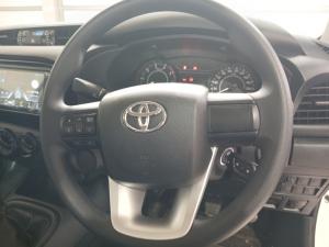 Toyota Hilux 2.4 GD-6 RB SRS/C - Image 8