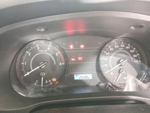 Toyota Hilux 2.4 GD-6 RB SRS/C - Image 9