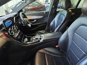Mercedes-Benz C-Class C200 - Image 10