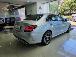 Mercedes-Benz C-Class C200 - Image 4