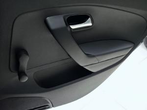 Volkswagen Polo Vivo hatch 1.4 Trendline - Image 17