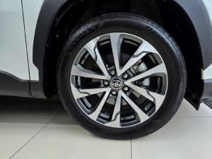 Toyota Corolla Cross 1.8 Hybrid XR - Image 11
