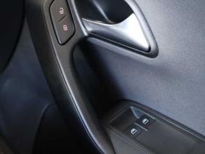 Volkswagen Polo Vivo hatch 1.4 Comfortline - Image 14