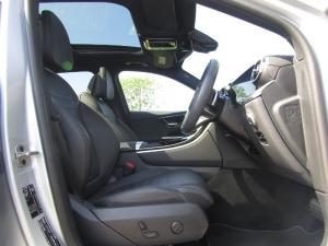 Mercedes-Benz GLC 220D 4MATIC - Image 4