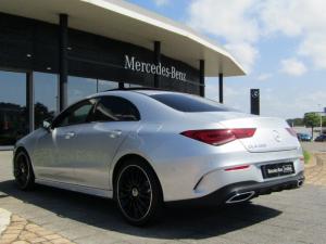 Mercedes-Benz CLA 200 Progressive automatic - Image 4
