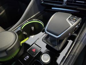 Volkswagen Touareg V6 TDI Executive R-Line - Image 12