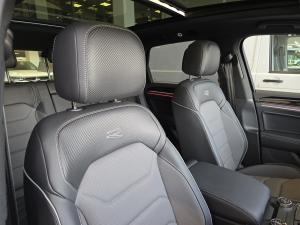 Volkswagen Touareg V6 TDI Executive R-Line - Image 9