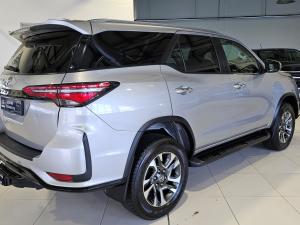 Toyota Fortuner 2.4GD-6 auto - Image 7