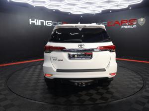 Toyota Fortuner 2.8GD-6 auto - Image 5