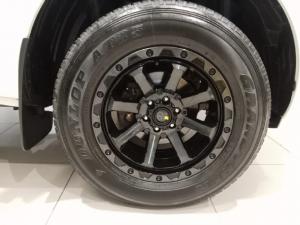 Nissan Navara 2.5DDTi double cab SE auto - Image 10