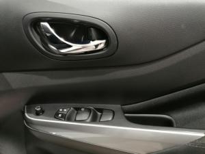 Nissan Navara 2.5DDTi double cab SE auto - Image 6