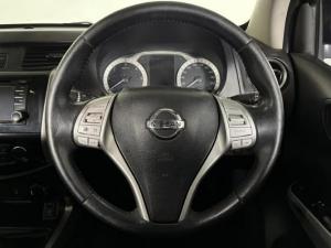 Nissan Navara 2.3D double cab 4x4 LE auto - Image 7