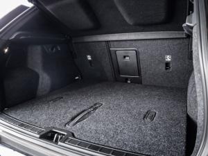 Volvo XC40 Recharge Single Motor Plus - Image 20