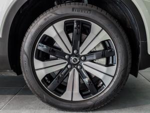 Volvo XC40 Recharge Single Motor Plus - Image 8