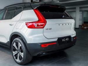 Volvo XC40 Recharge Single Motor Plus - Image 9