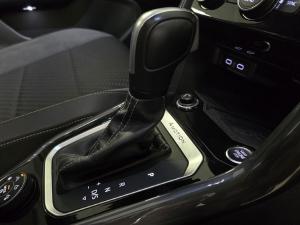 Volkswagen T-Roc 2.0TSI 140kW 4Motion R-Line - Image 11