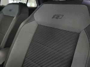 Volkswagen T-Roc 2.0TSI 140kW 4Motion R-Line - Image 3
