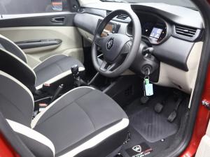 Renault Triber 1.0 Life - Image 9