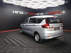 Toyota Rumion 1.5 S - Image 4