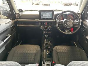 Suzuki Jimny 1.5 GLX AllGrip 3-door manual - Image 10