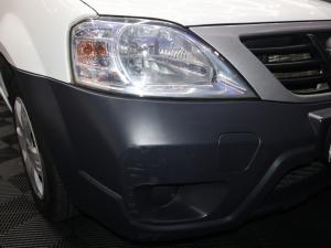 Nissan NP200 1.6i safety pack (aircon) - Image 6