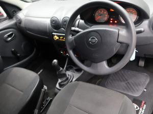 Nissan NP200 1.6i safety pack (aircon) - Image 8