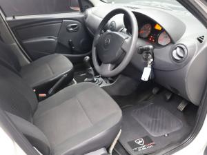 Nissan NP200 1.6i safety pack (aircon) - Image 9